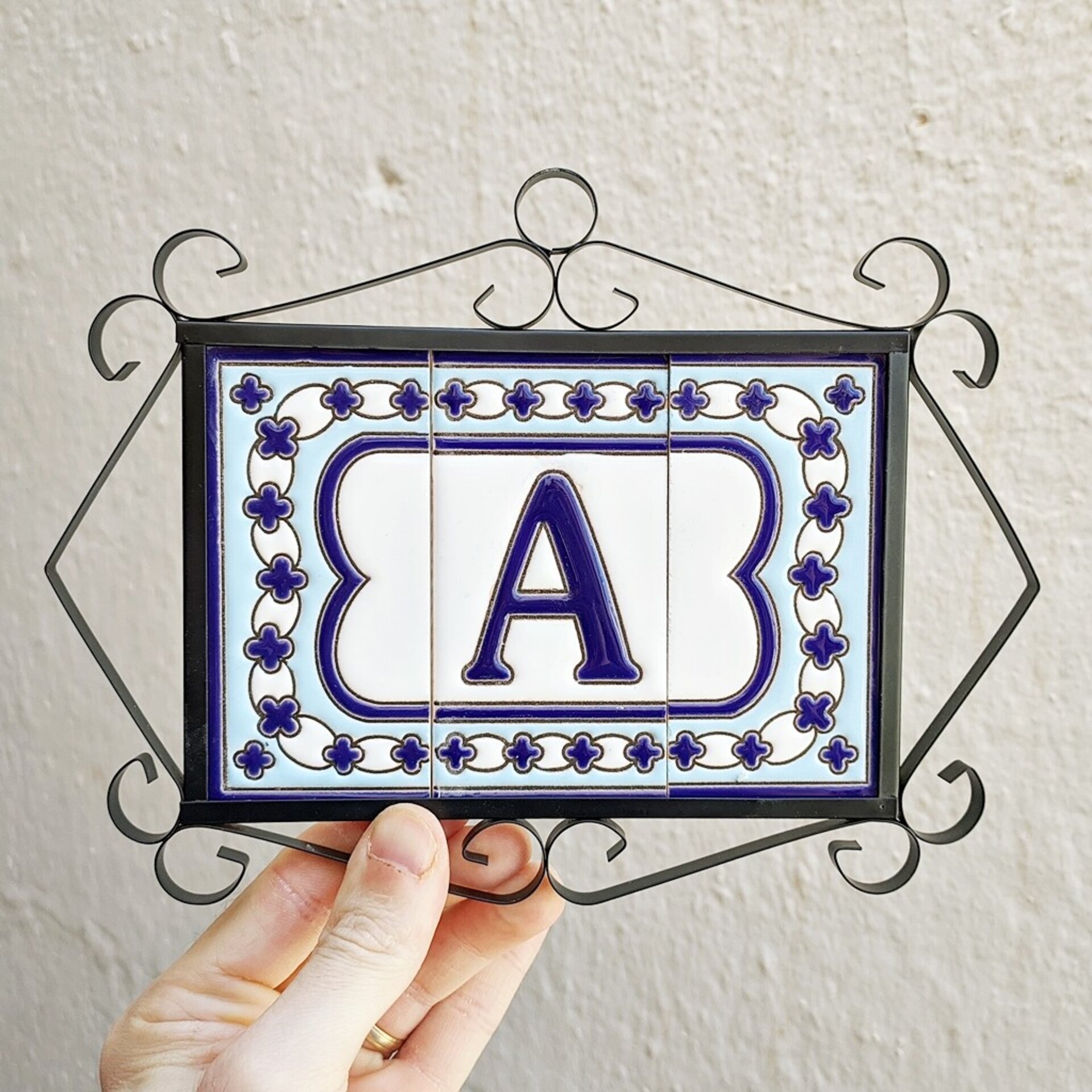 Letras y Números modelo "AZUL-BLANCO" - 11cm. (2.1") - 19