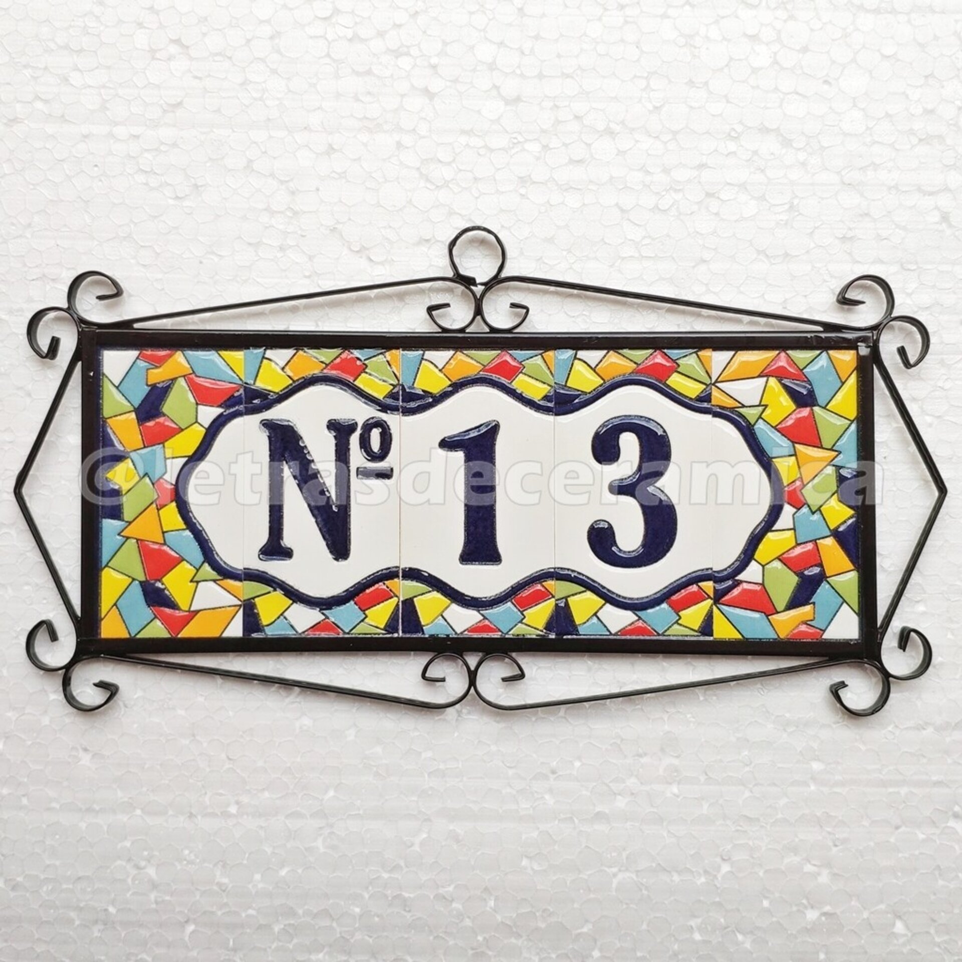 Letras y Números modelo "BARCELONA-M" - 11cm. (2.1") - 8