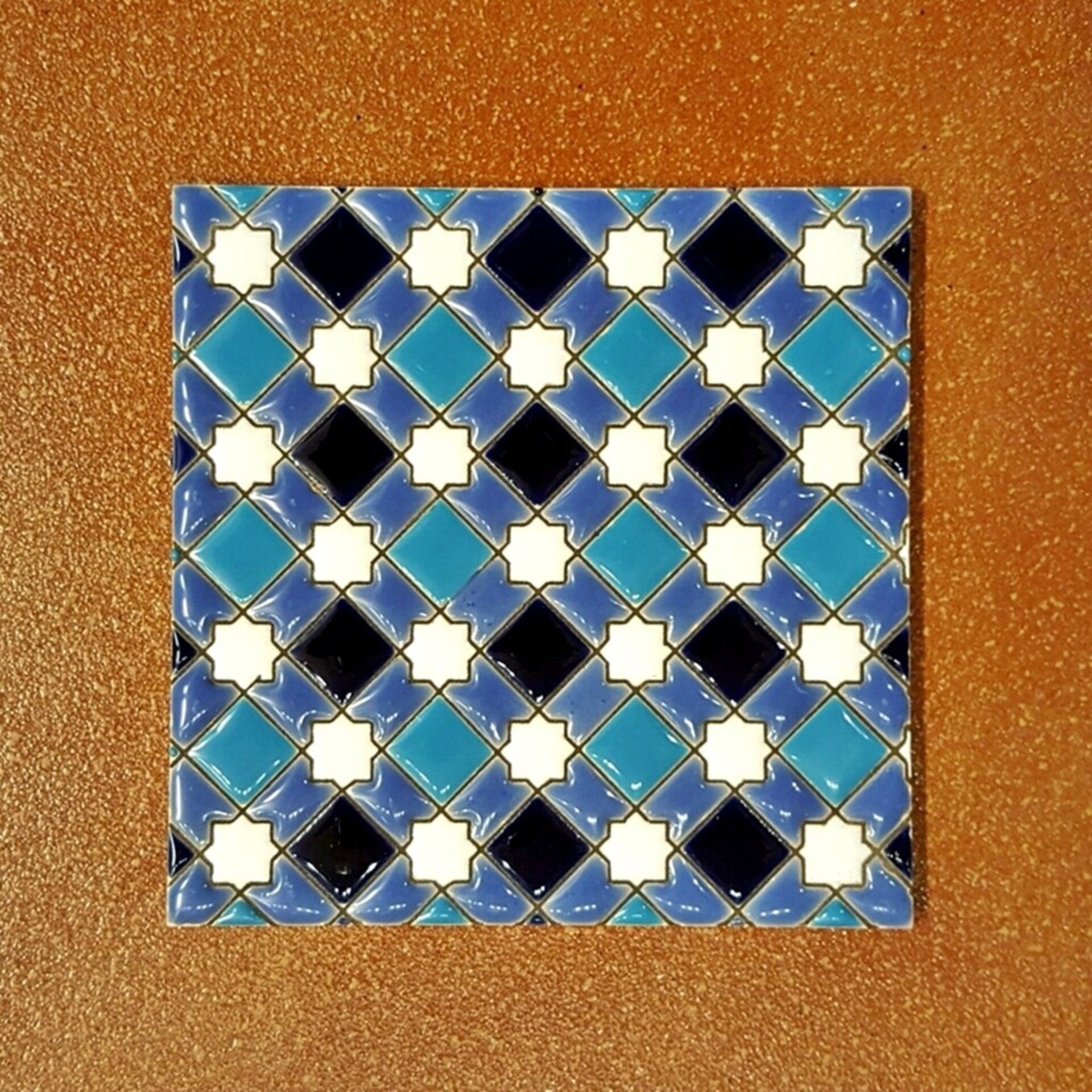Azulejo artesanal de 15cm. esmaltado en cuerda seca. - 3