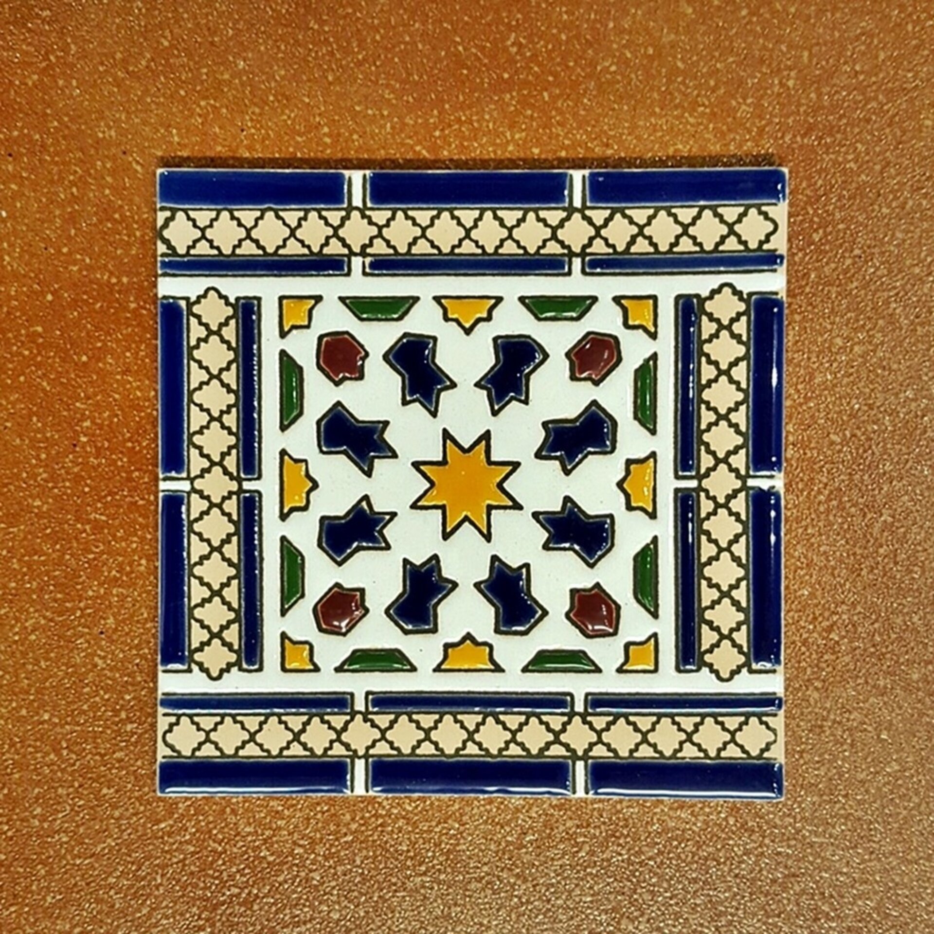 Azulejo artesanal de 15cm. esmaltado en cuerda seca. - 4