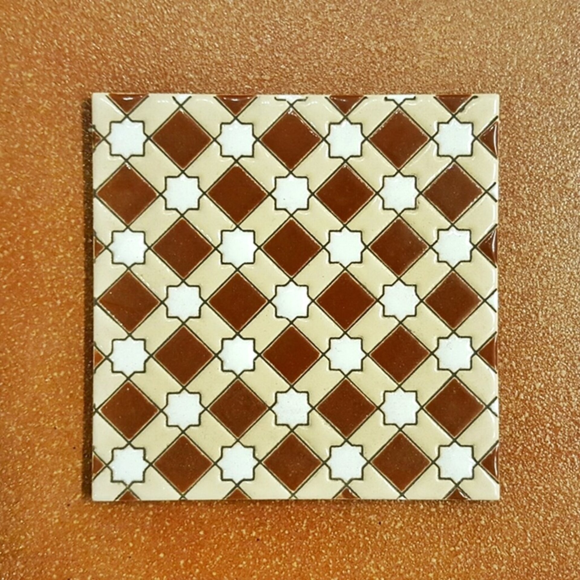 Azulejo artesanal de 15cm. esmaltado en cuerda seca. - 4