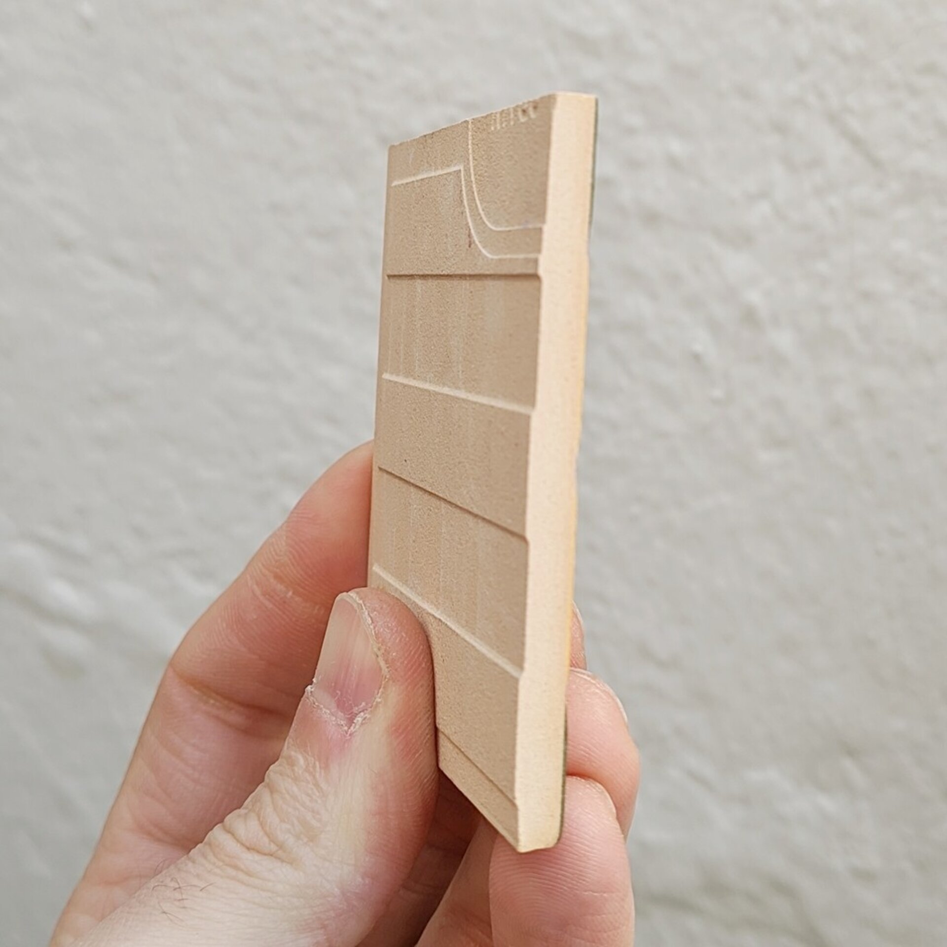 Azulejo artesanal de 7,5cm. esmaltado en cuerda seca. - 2