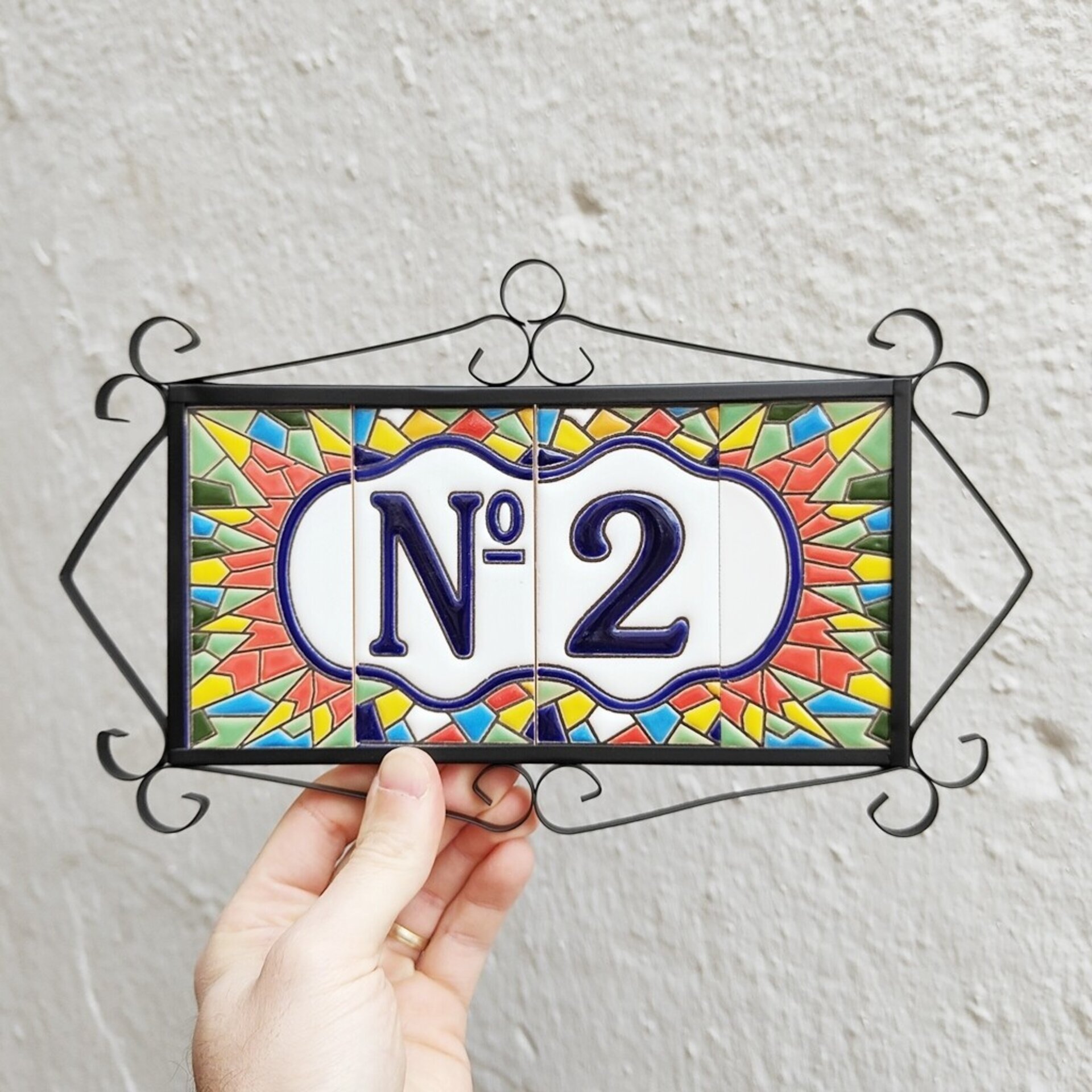 Letras y Números modelo "RONDA-M" - 11cm. (2.1") - 17