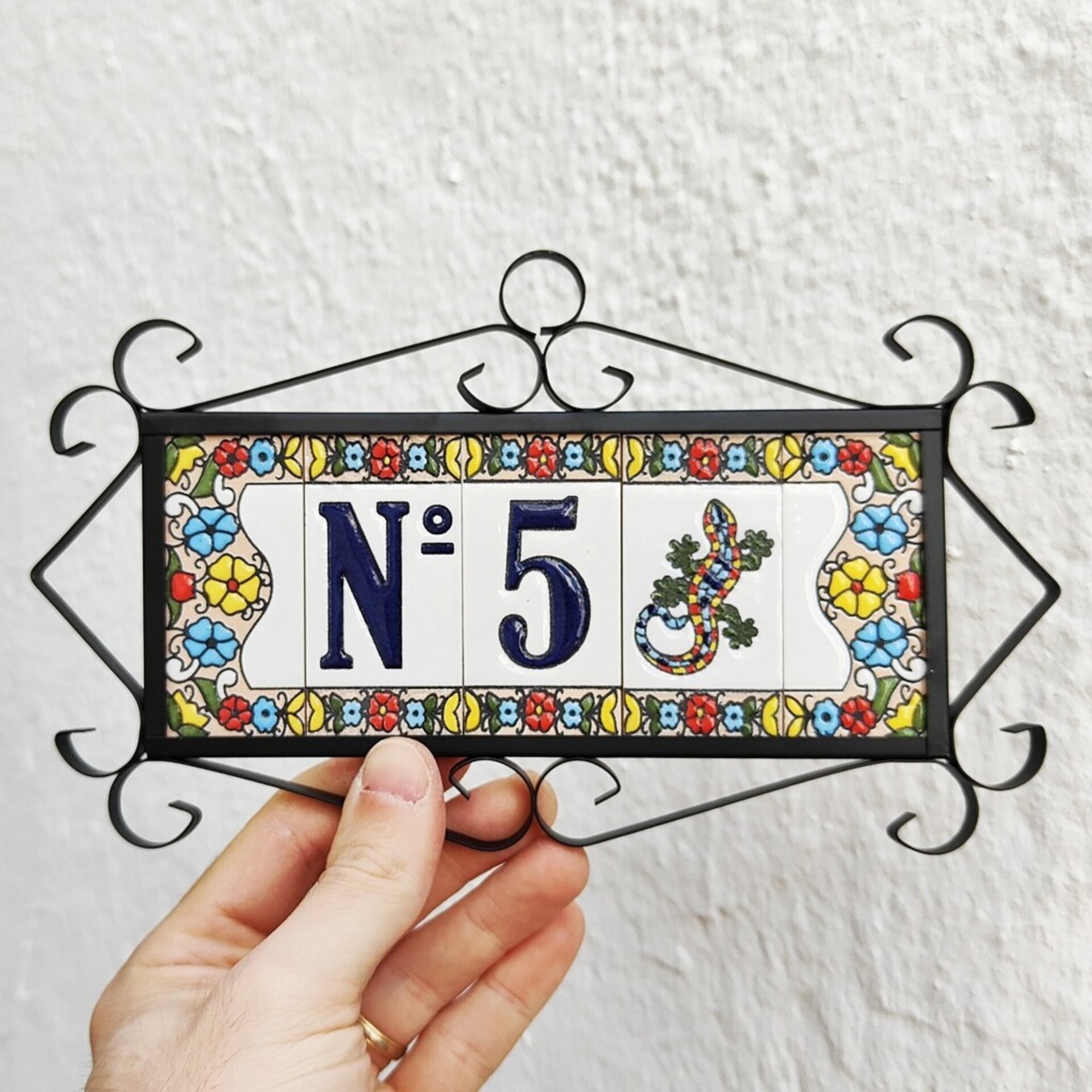 Letras y Números modelo "TENERIFE" - 7,5cm. (3") - 8