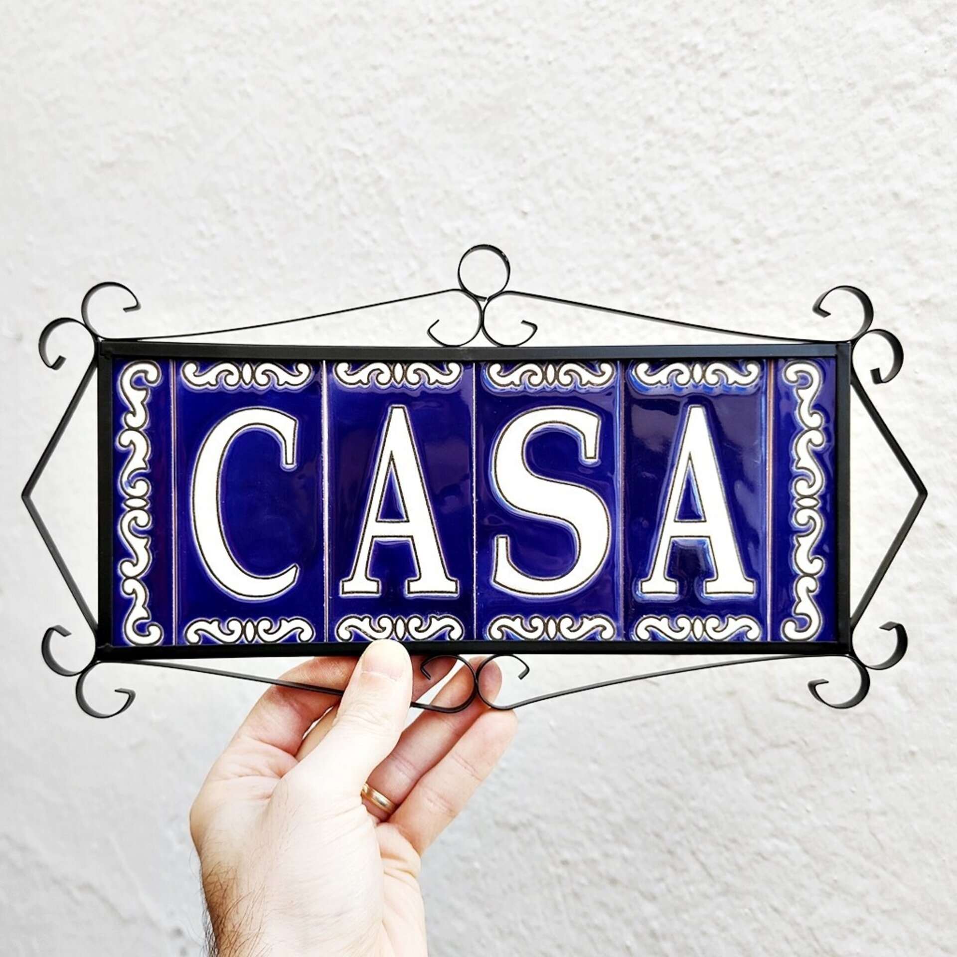 Letras y Números modelo "CIELO-AZUL" - 11cm. (2.1") - 8